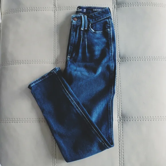 Hollister Dark Blue Denim Jeans - Picture 4 of 11